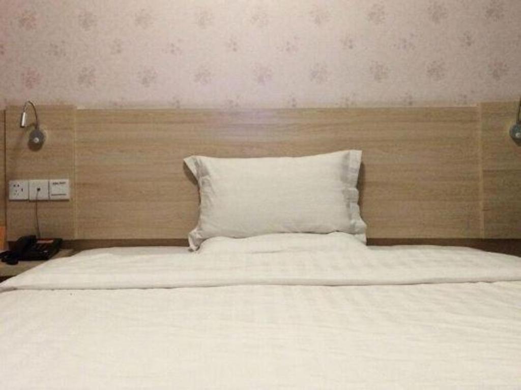 7 Days Inn Luzhou Commercial Pedestrian Street Center Екстер'єр фото