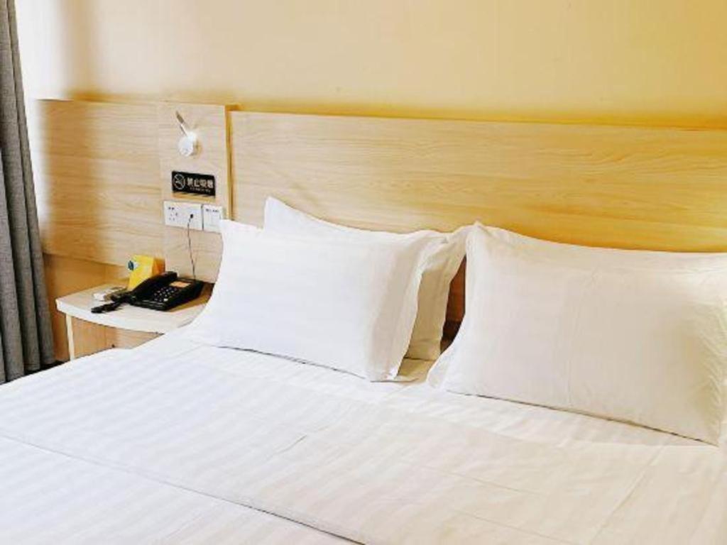 7 Days Inn Luzhou Commercial Pedestrian Street Center Екстер'єр фото