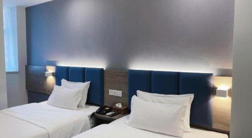 7 Days Inn Luzhou Commercial Pedestrian Street Center Екстер'єр фото