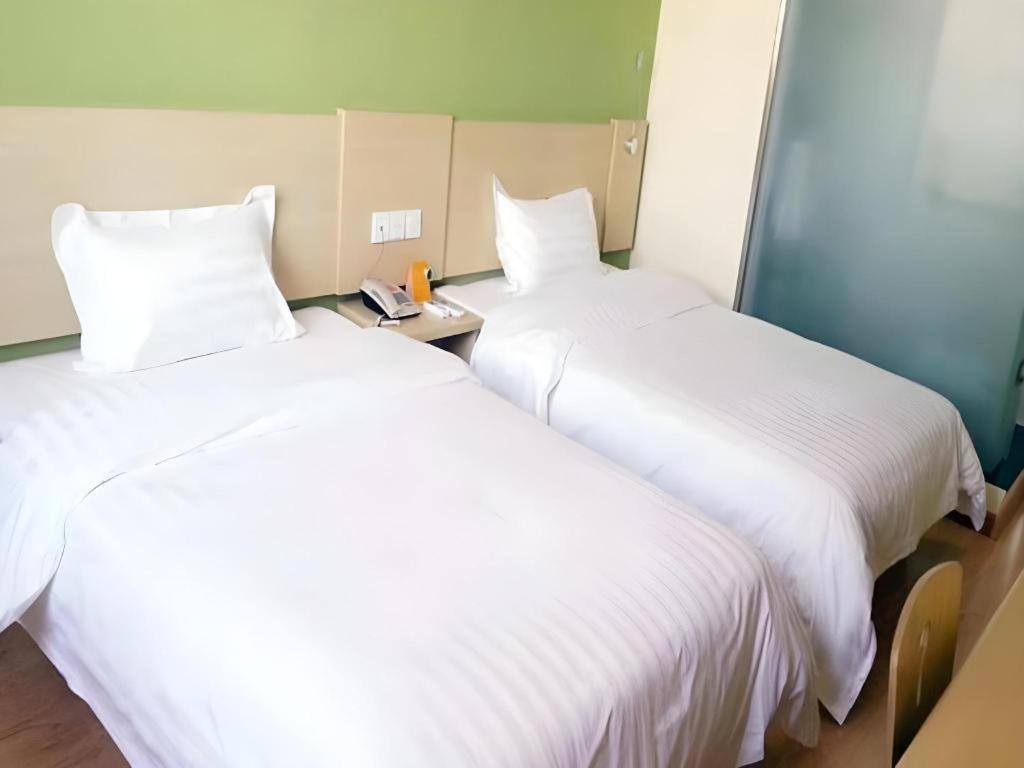 7 Days Inn Luzhou Commercial Pedestrian Street Center Екстер'єр фото